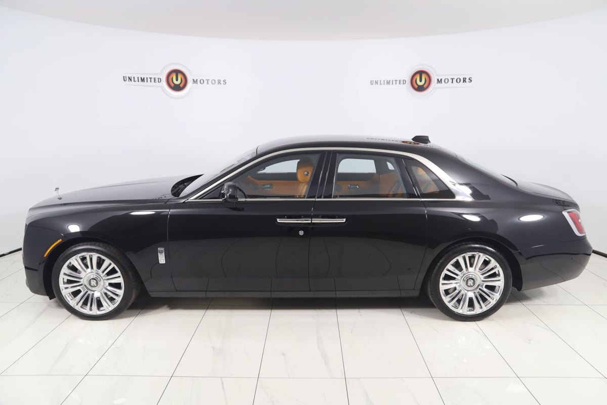 Used 2023 Rolls-Royce Ghost AWD/4WD image 40