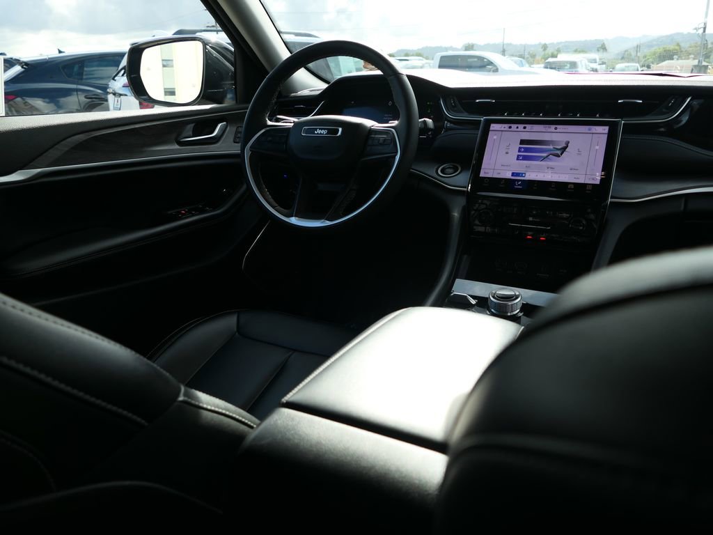 Used 2023 Jeep Grand Cherokee 4WD 4xe image 22