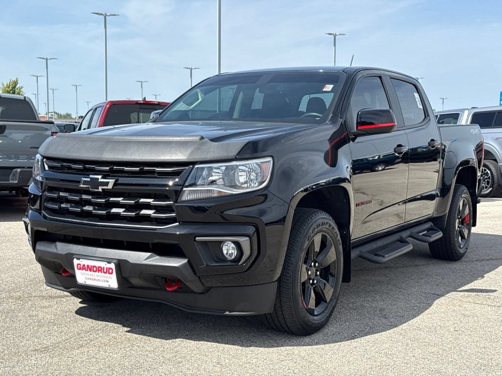 Used 2021 Chevrolet Colorado LT w/ Redline Special Edition AWD/4WD image 2