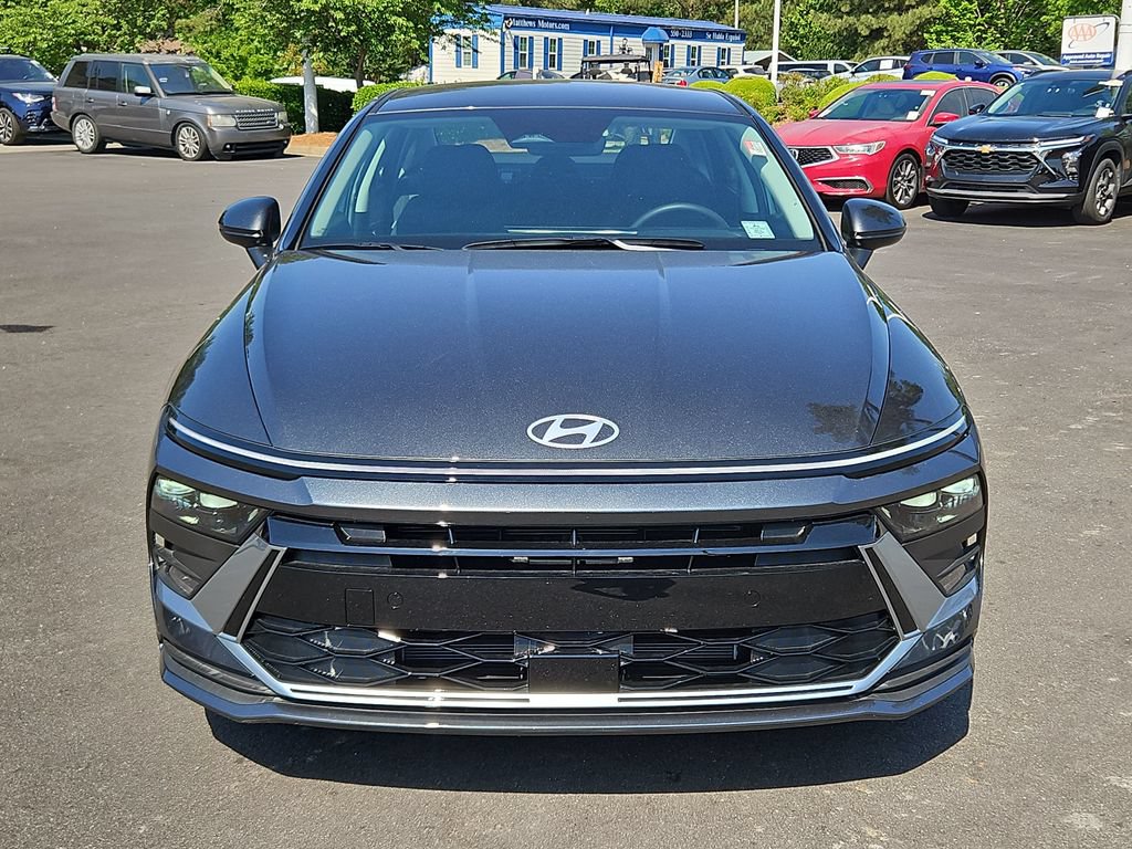 Used 2026 Hyundai Sonata Blue FWD image 2