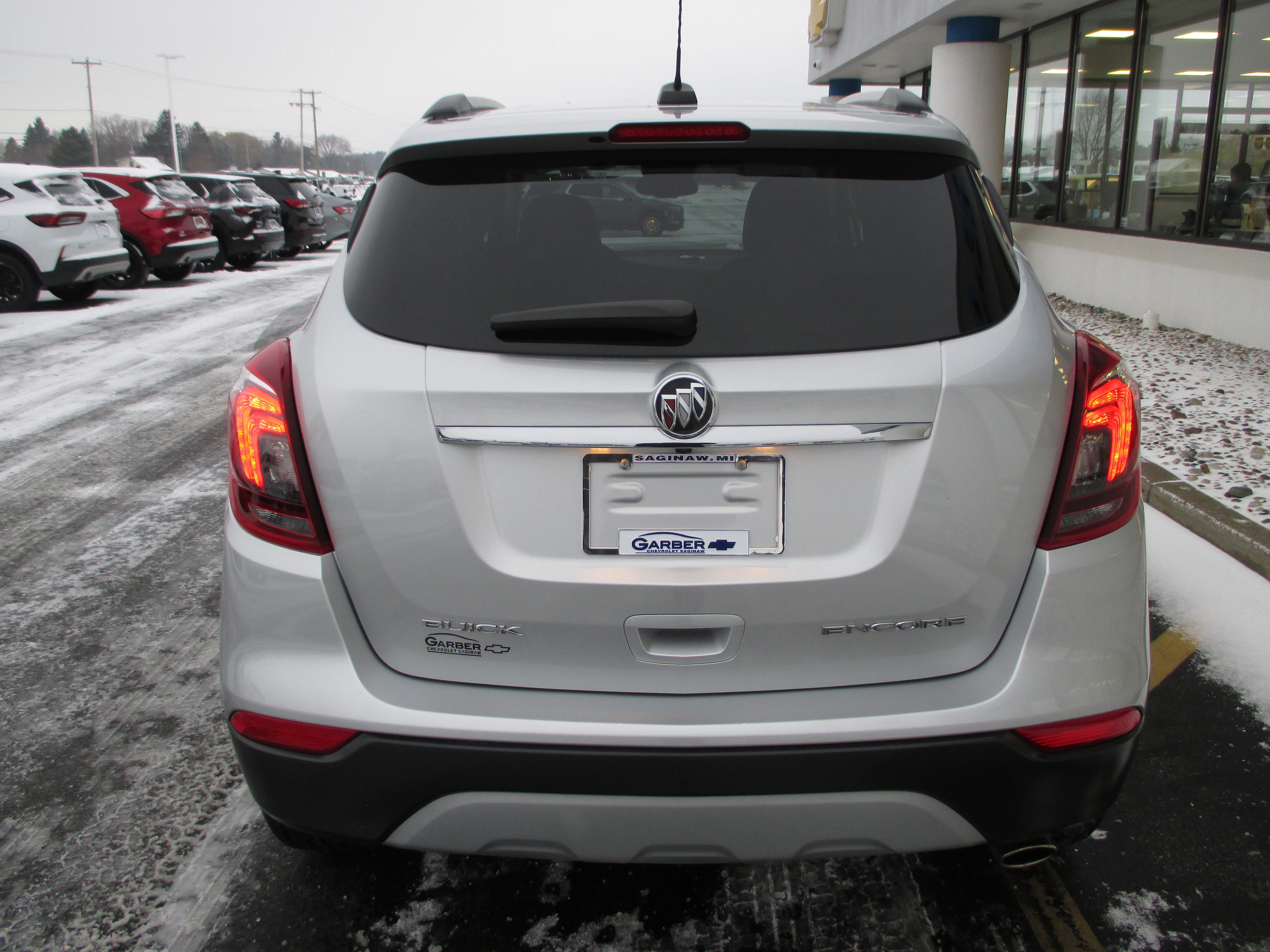 Used 2018 Buick Encore Preferred image 4