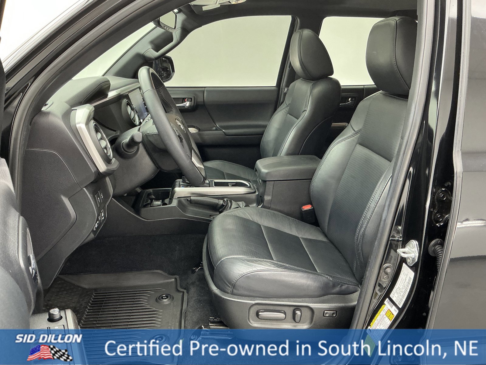 Used 2021 Toyota Tacoma Limited w/ Nightshade Package image 17