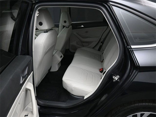 Used 2020 Volkswagen Jetta SEL Premium image 30