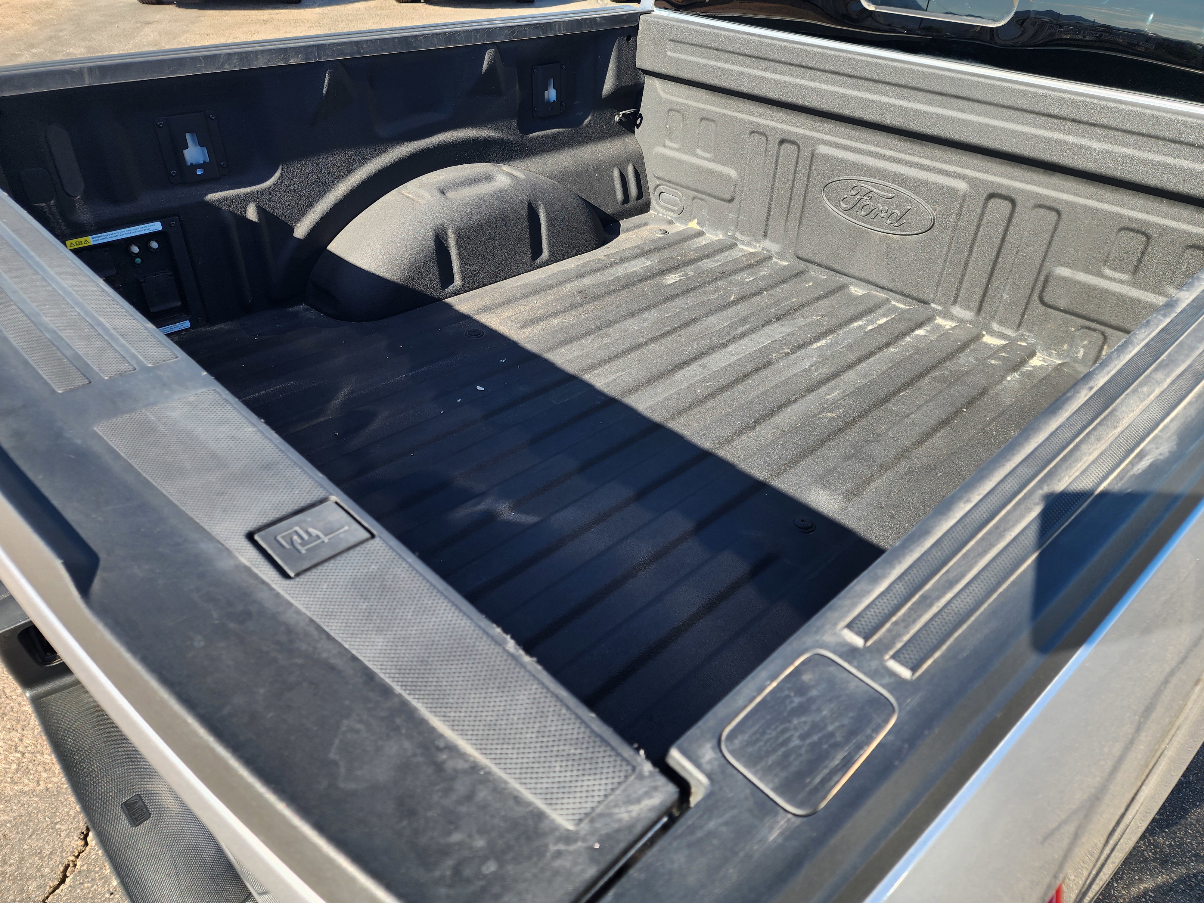 Used 2024 Ford F150 Lariat w/ FX4 Off-Road Package AWD/4WD image 6