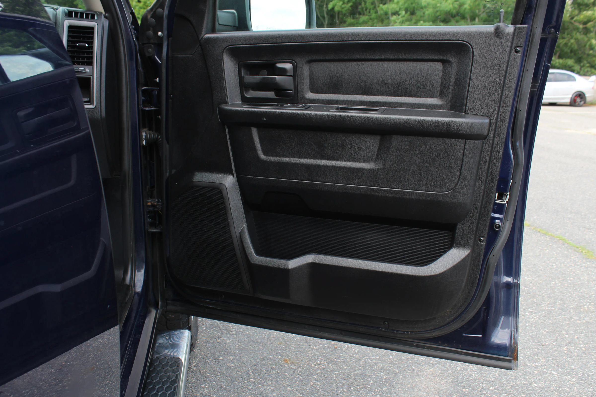 Used 2015 RAM 1500 Express AWD/4WD image 18