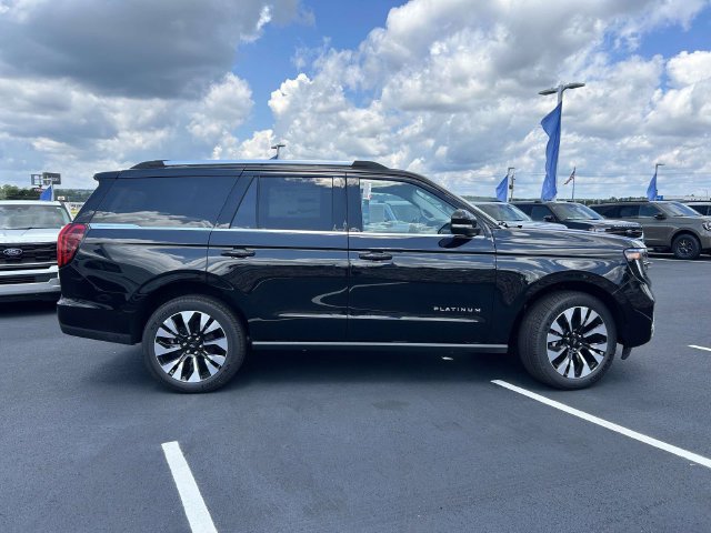 New 2026 Ford Expedition Platinum w/ Driver's Package AWD/4WD image 3