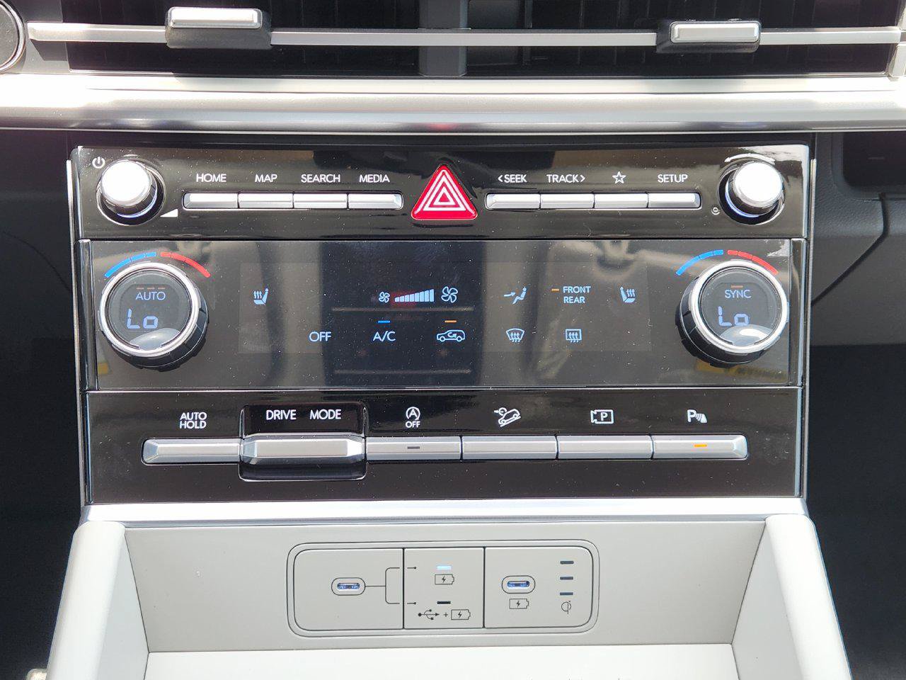 New 2026 Hyundai Santa Fe SEL FWD image 15