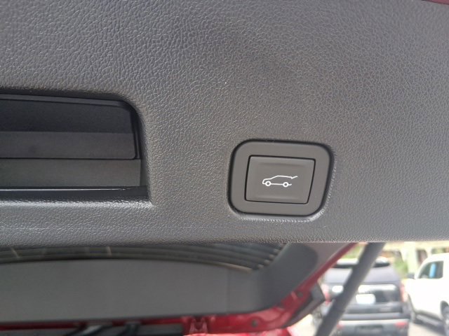 New 2026 Chevrolet Traverse LT w/ Enhanced Driving Package image 17