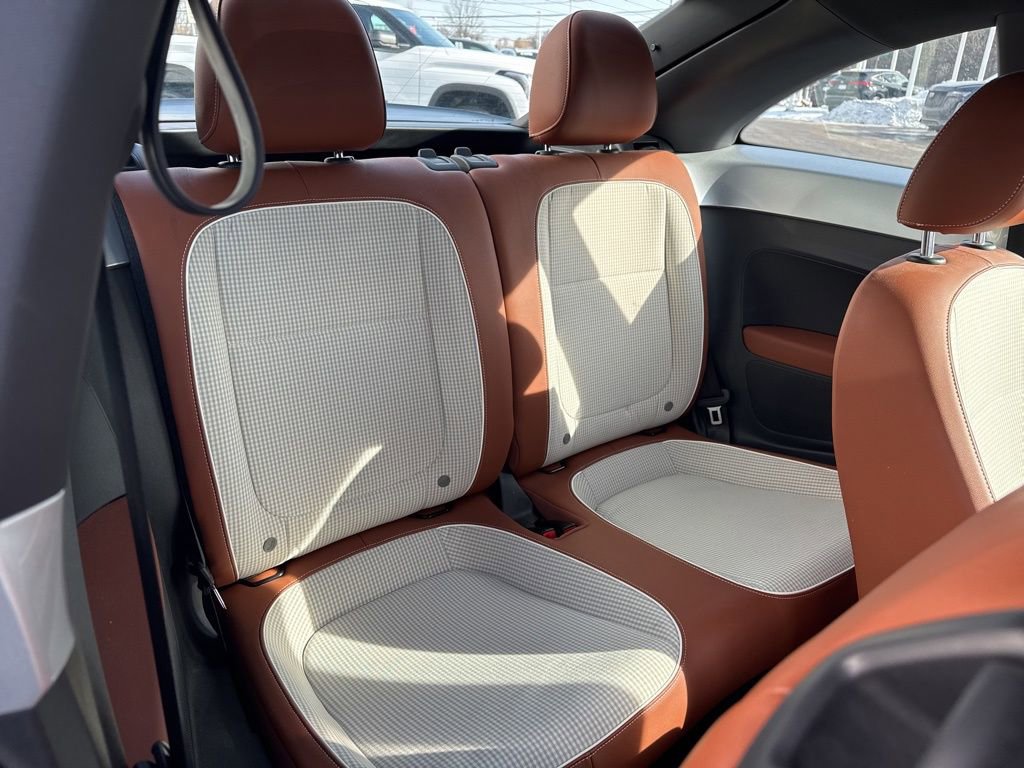 Used 2015 Volkswagen Beetle 1.8T Classic image 18