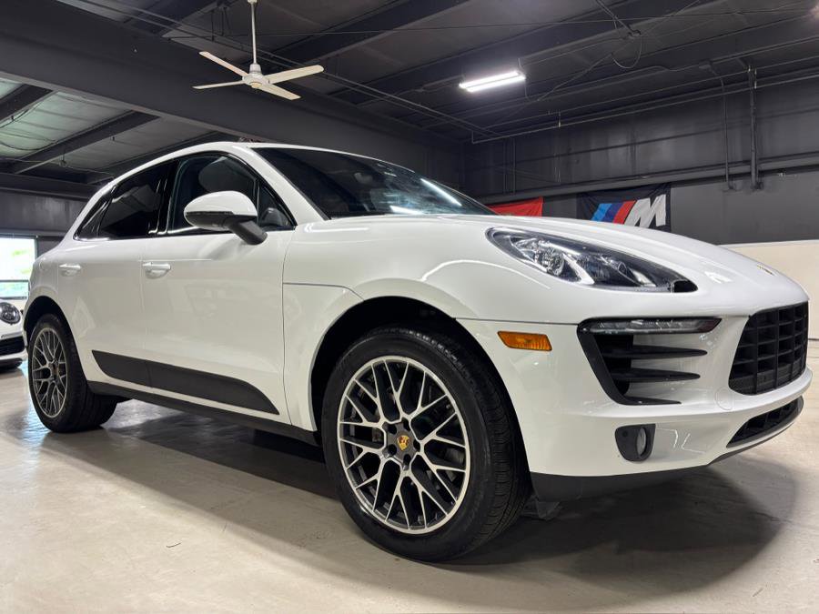 Used 2017 Porsche Macan S image 4