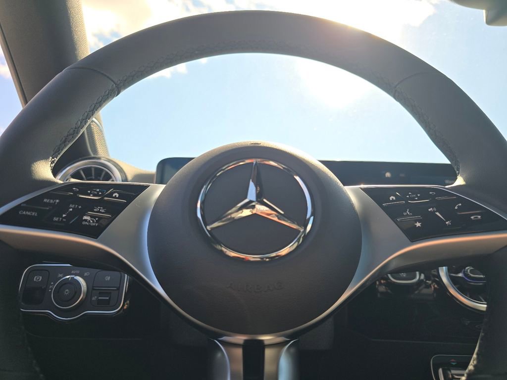 New 2026 Mercedes-Benz CLA 250 4MATIC image 27