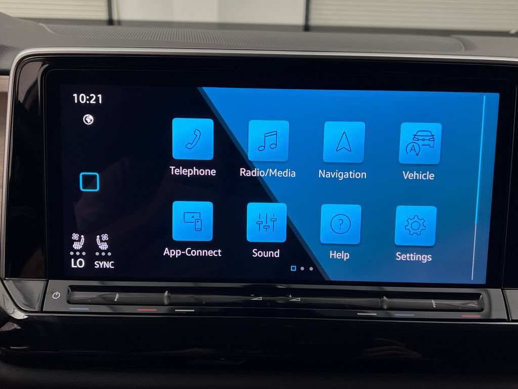 Used 2025 Volkswagen Atlas SE FWD image 60