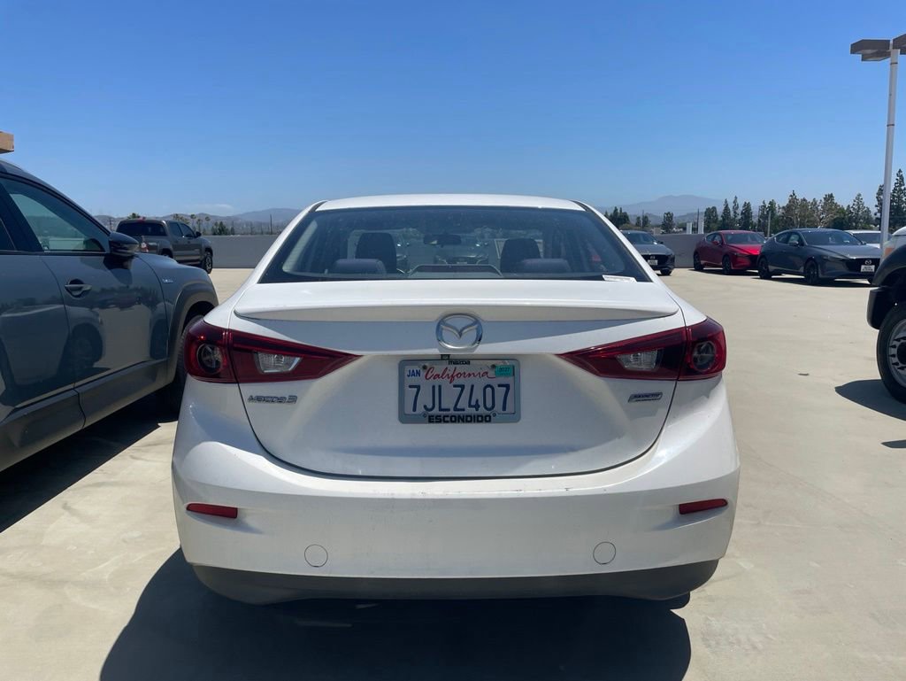 Used 2015 MAZDA MAZDA3 i Touring FWD image 3