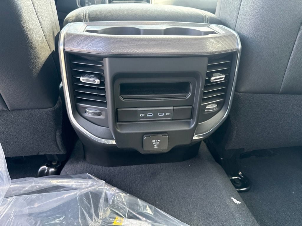 New 2026 RAM 3500 Laramie w/ Night Edition AWD/4WD image 22