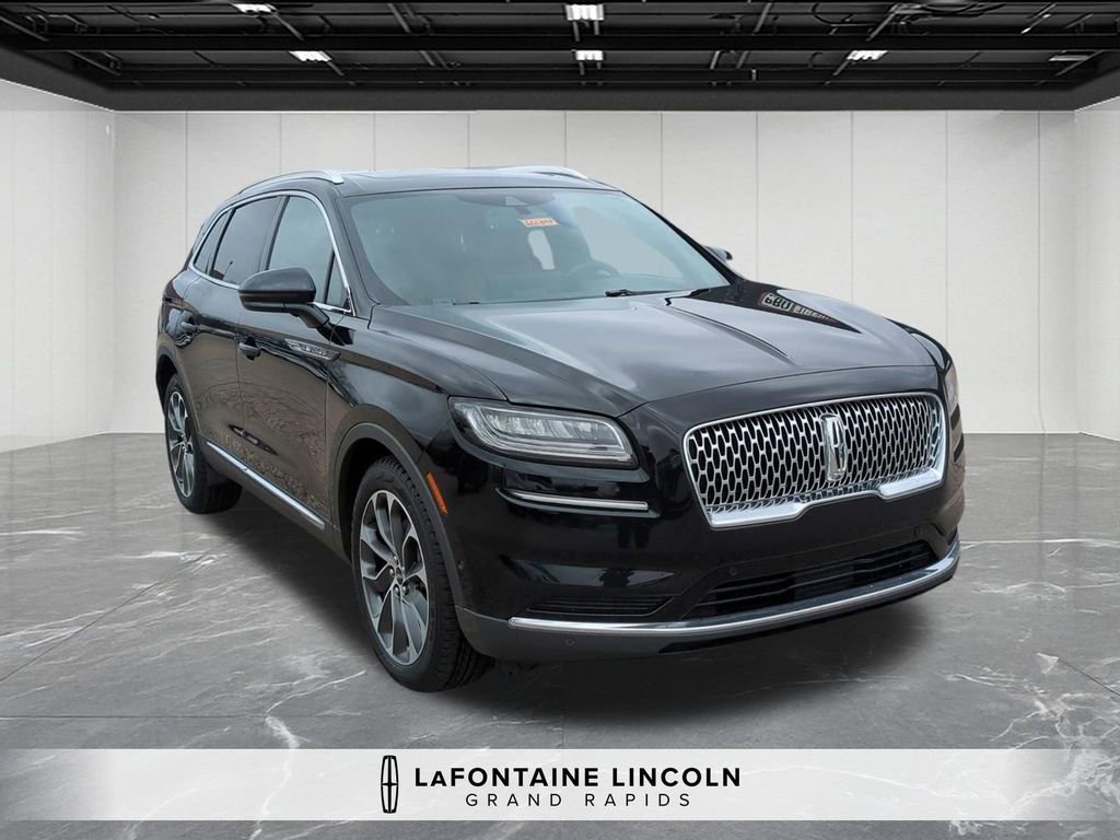 Certified 2022 Lincoln Nautilus Reserve w/ Equipment Group 201A image 7