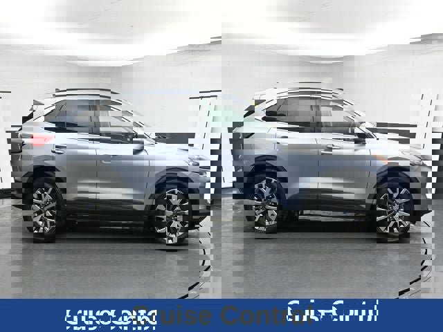 Used 2022 Ford Escape Titanium w/ Class II Trailer Tow Package image 13