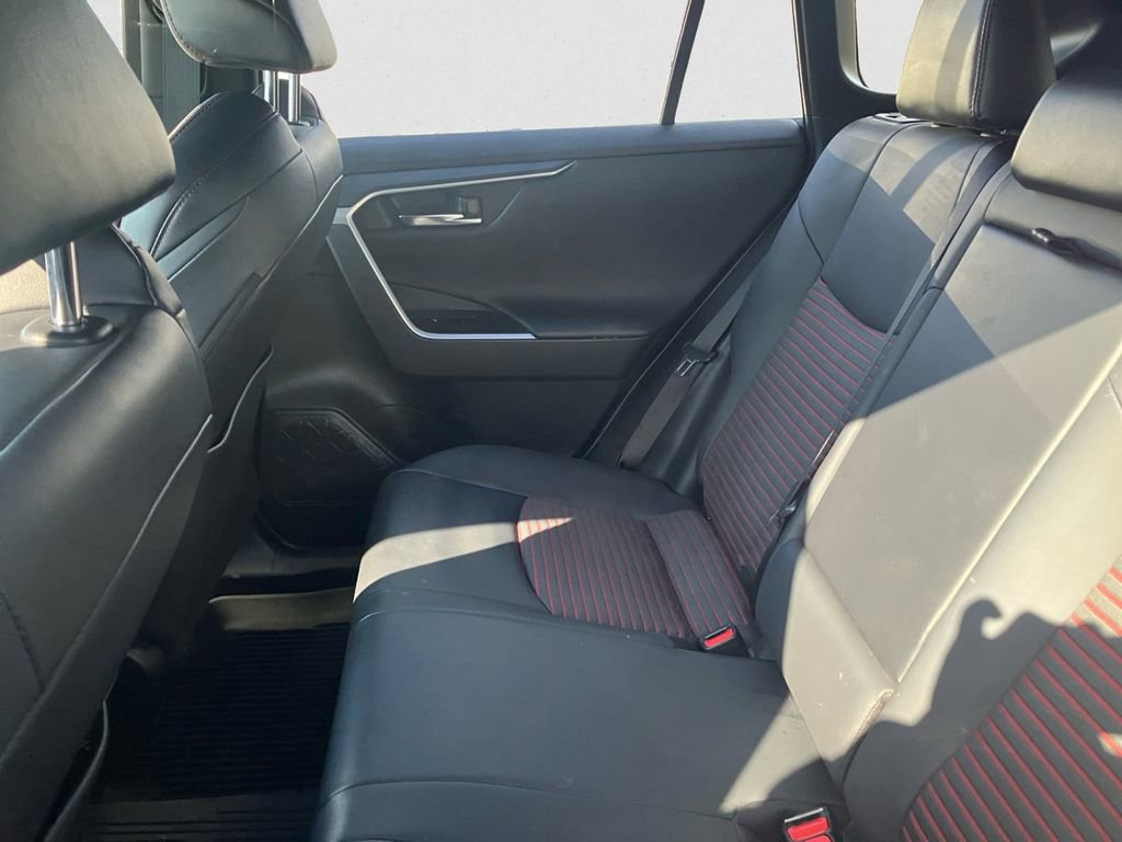 Used 2022 Toyota RAV4 XSE w/ Weather Package image 8