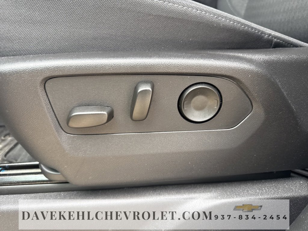 Used 2025 Chevrolet Silverado 1500 LT image 24