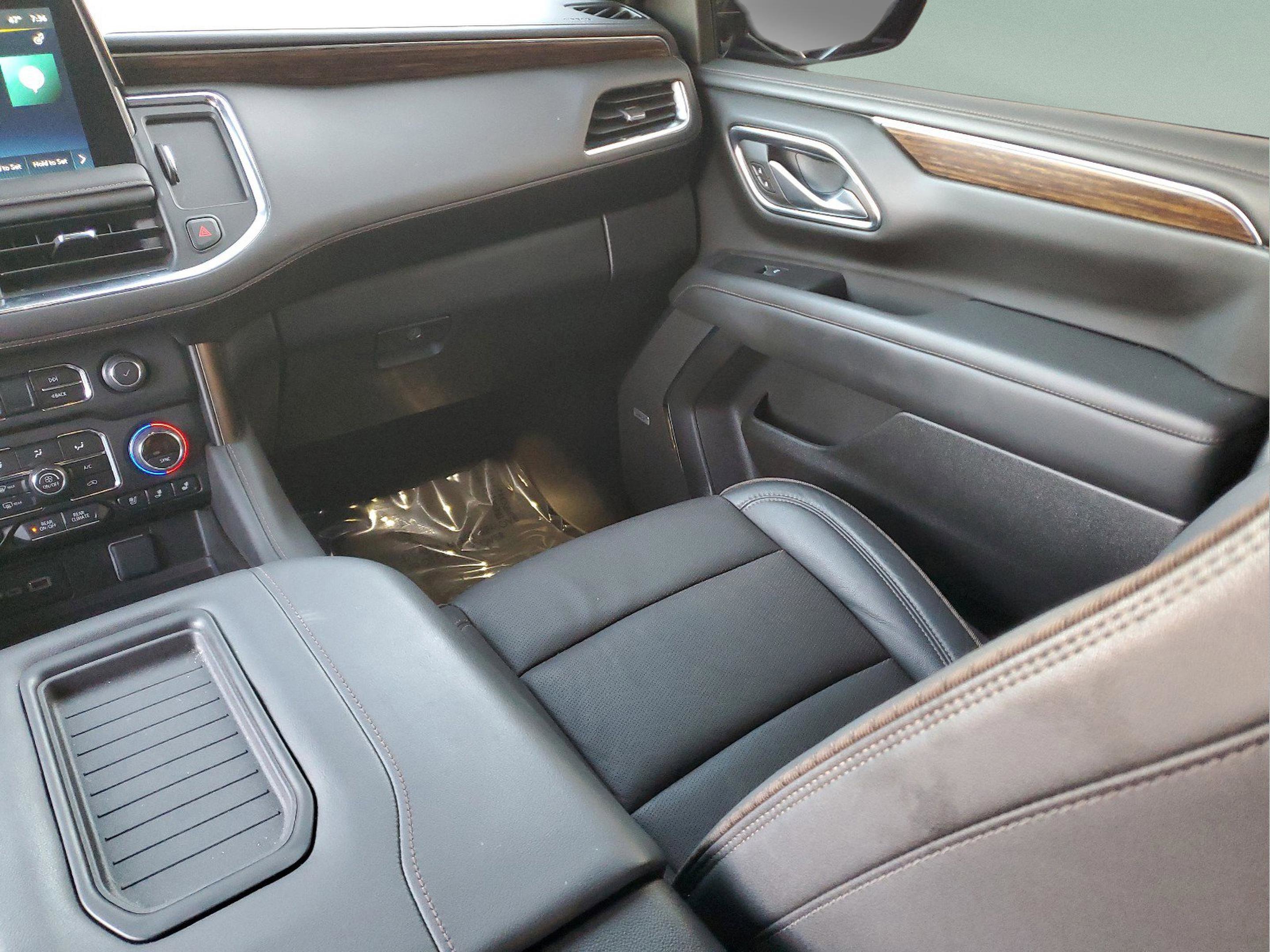 Used 2024 Chevrolet Tahoe High Country image 14