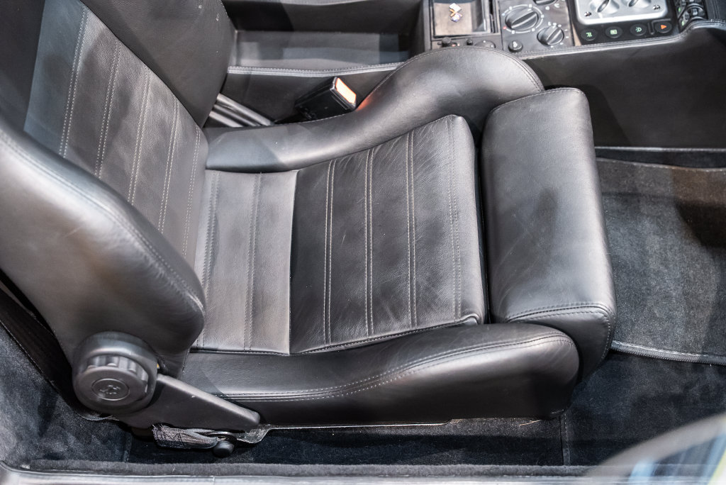 Used 1998 Ferrari F355 Berlinetta RWD image 51