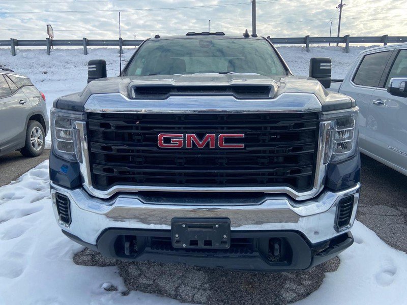 Used 2021 GMC Sierra 2500 4WD Crew Cab w/ Convenience Package image 3
