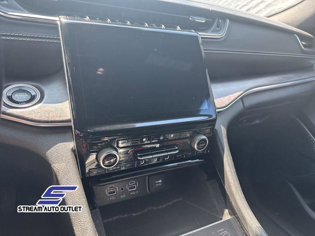 Used 2021 Jeep Grand Cherokee L Overland image 29