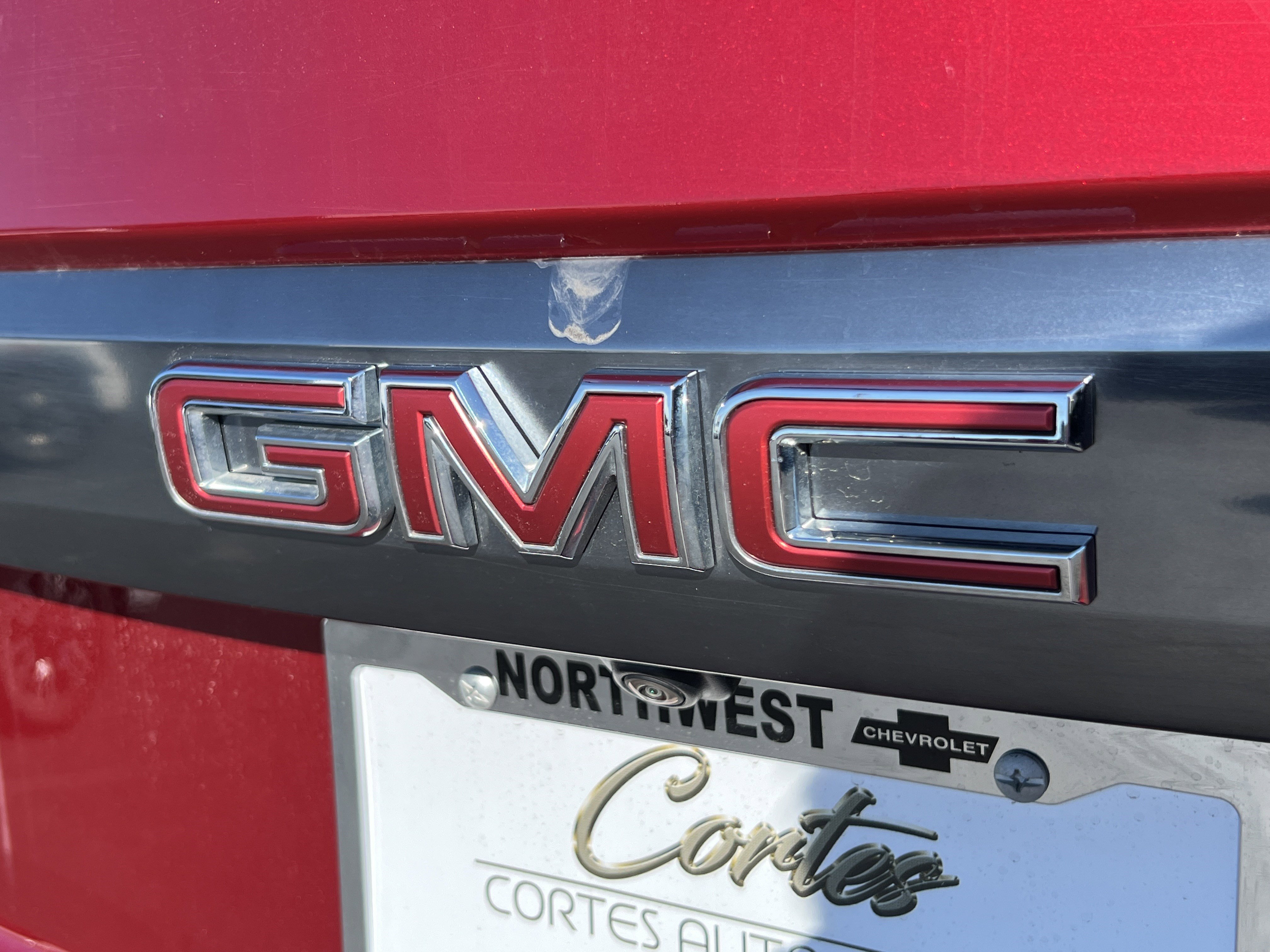 Used 2024 GMC Yukon AT4 image 8
