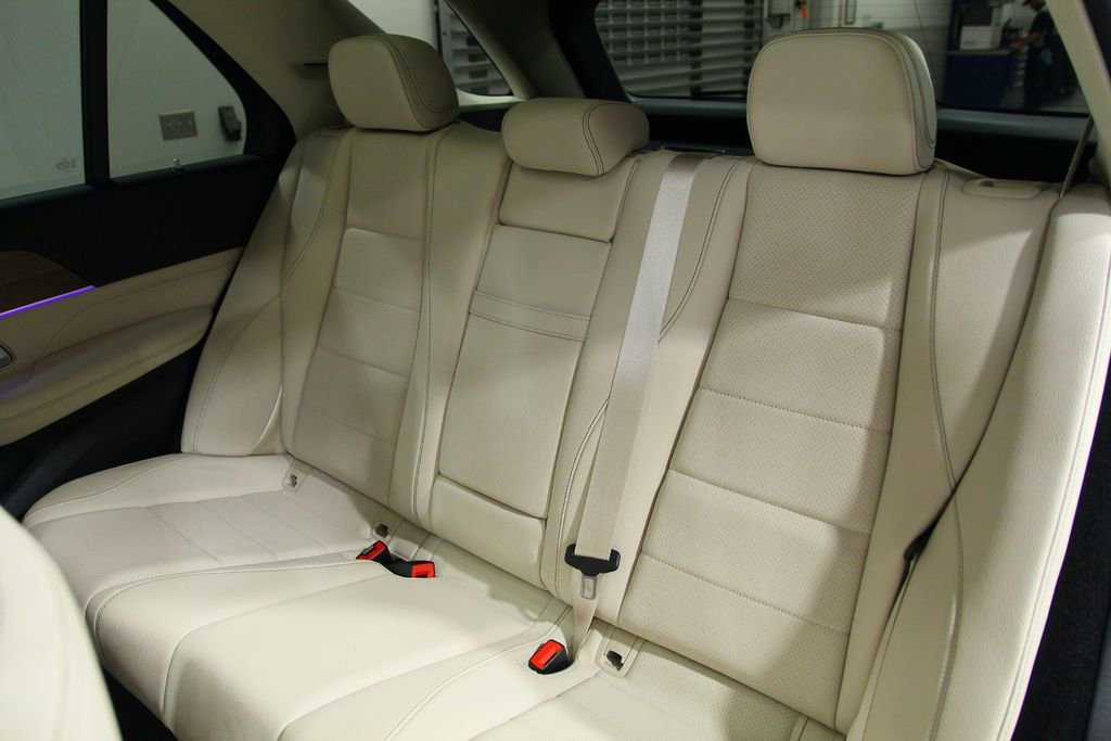 Used 2024 Mercedes-Benz GLE 350 4MATIC image 31