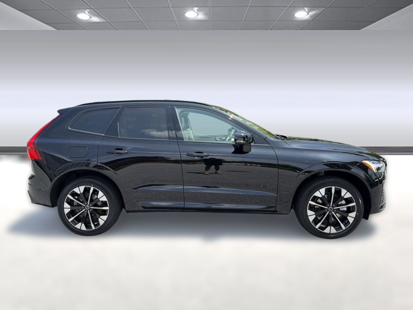 New 2026 Volvo XC60 B5 Ultra w/ Climate Package AWD/4WD image 8