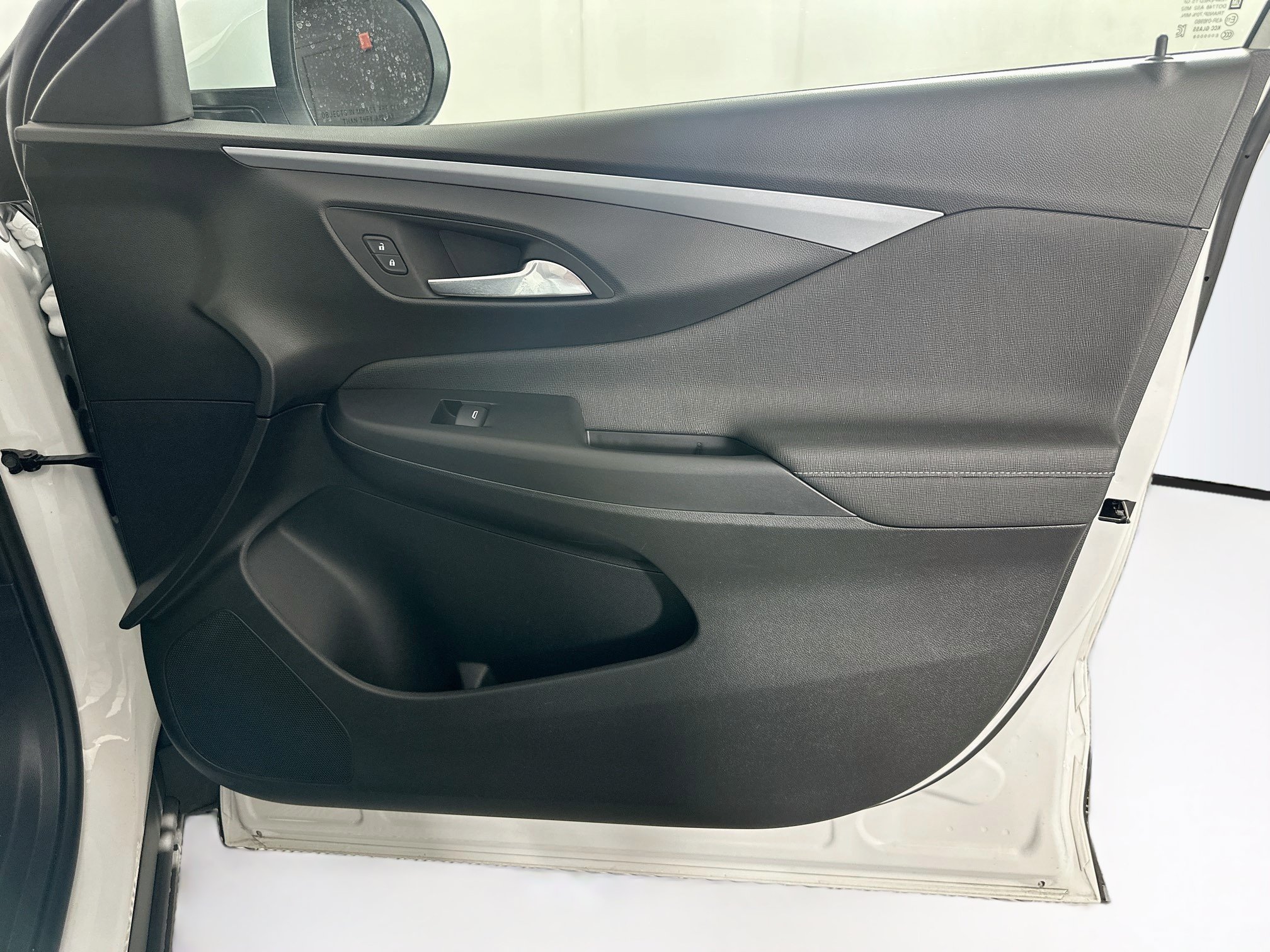 Used 2026 Buick Envista Preferred FWD image 29