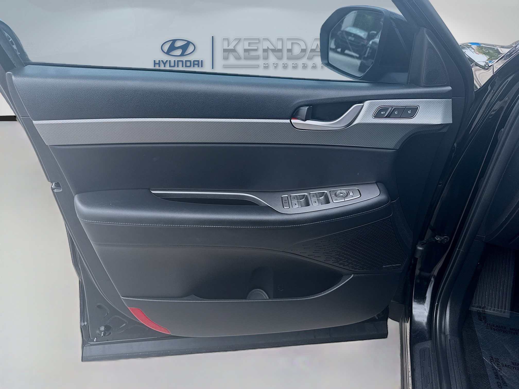 Used 2023 Hyundai Palisade SEL w/ Premium Package FWD image 17