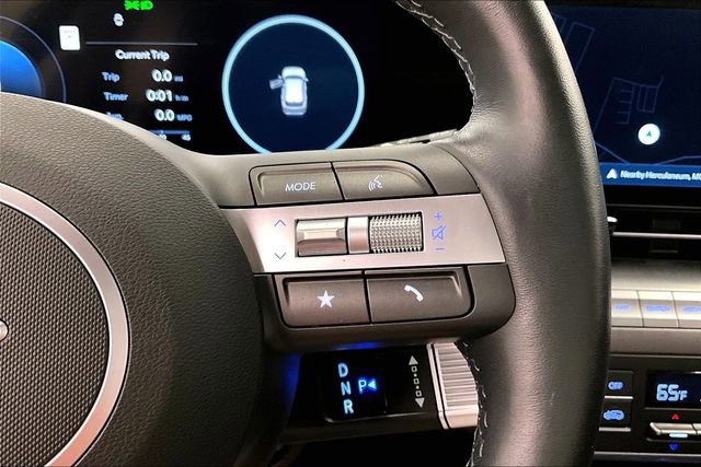 Used 2025 Hyundai Kona Limited FWD image 28