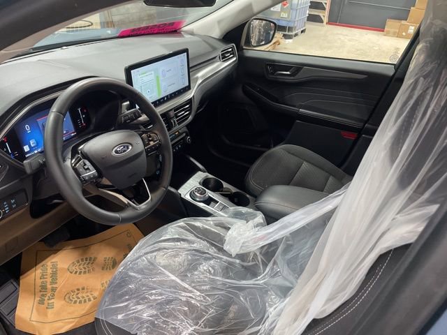 Used 2023 Ford Escape Active image 11