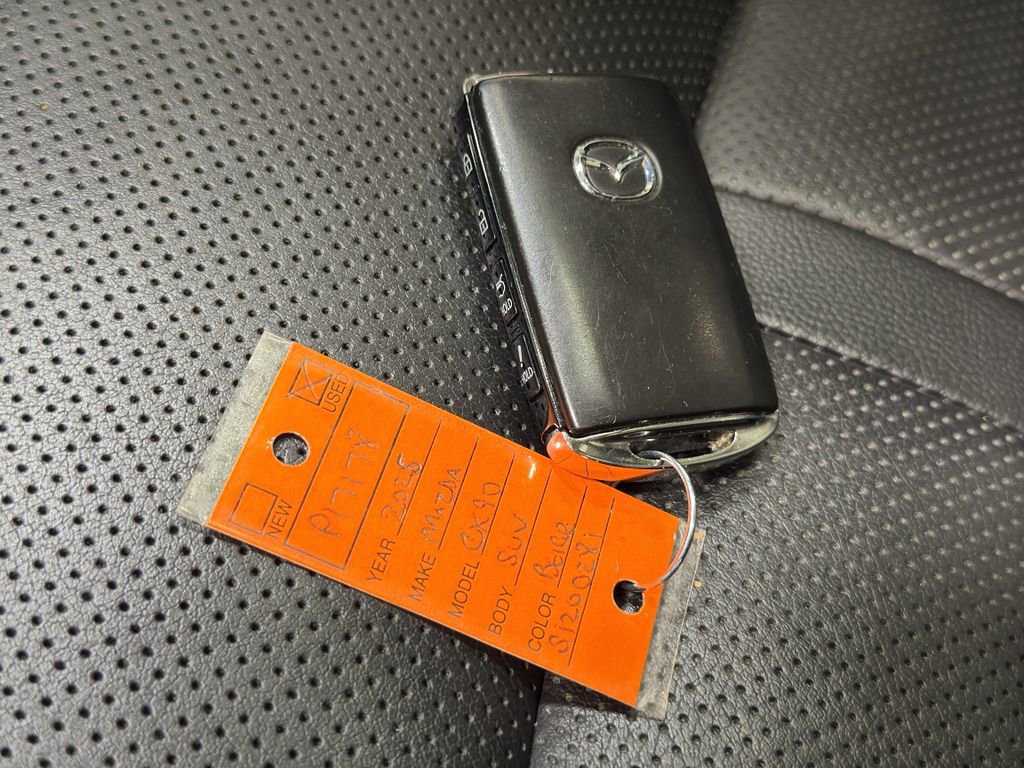 Used 2025 MAZDA CX-90 3.3 Turbo w/ Premium Sport Pkg image 41