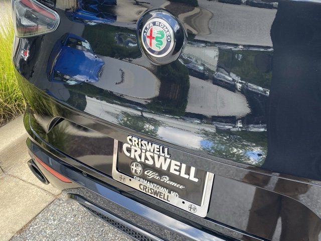 New 2025 Alfa Romeo Stelvio Sprint image 17