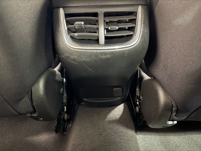 Used 2023 Chevrolet Malibu LT FWD image 23