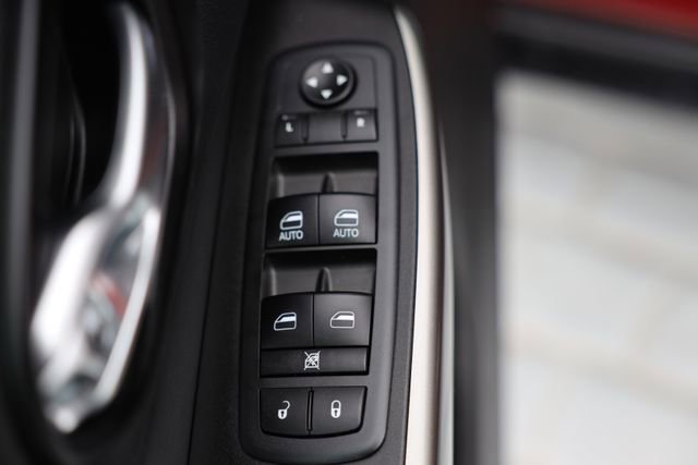 Used 2021 Jeep Cherokee Latitude Lux w/ Comfort/Convenience Group image 13