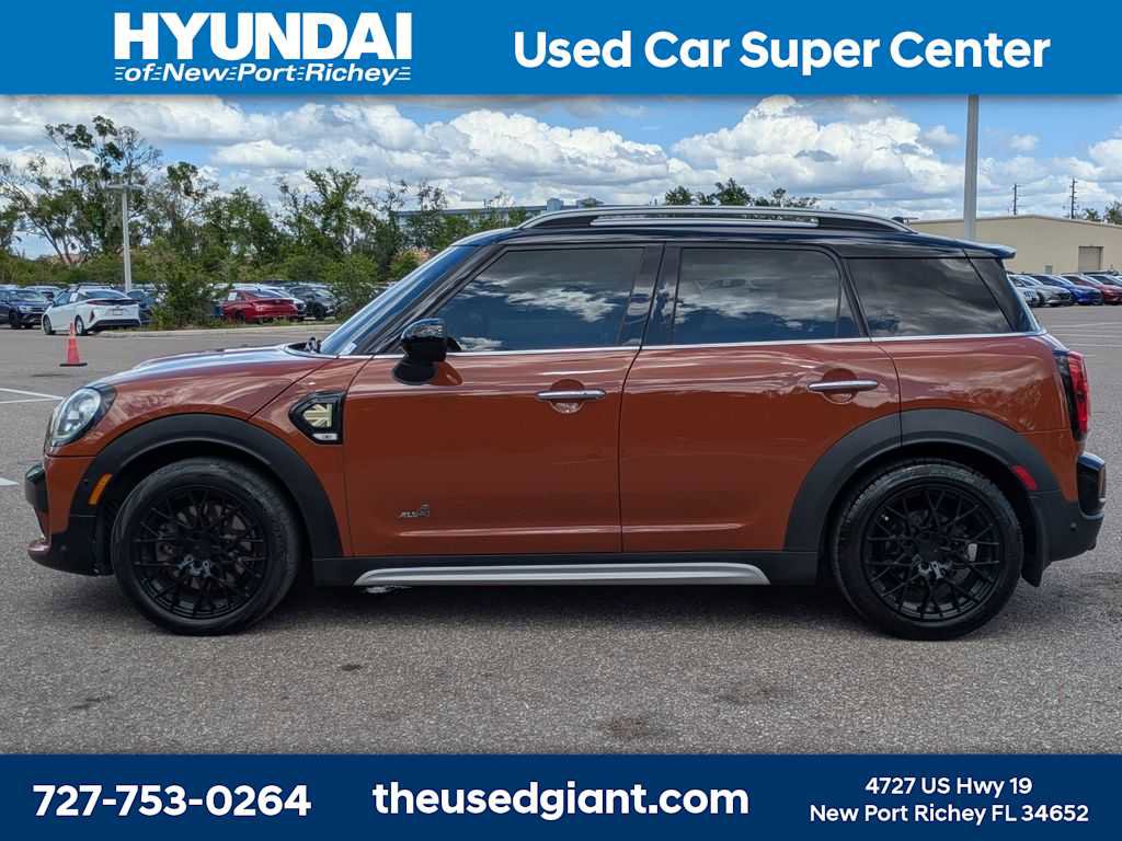 Used 2017 MINI Cooper Countryman S image 2