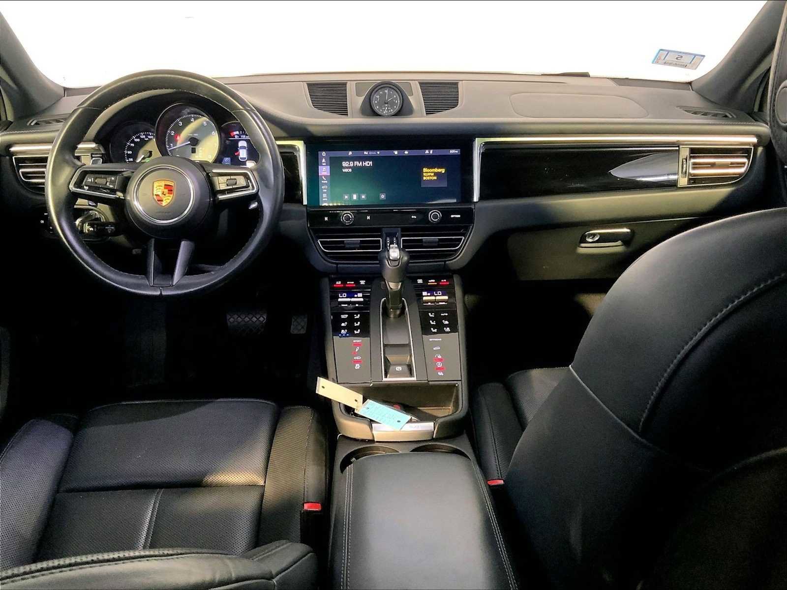 Certified 2023 Porsche Macan S AWD/4WD image 14