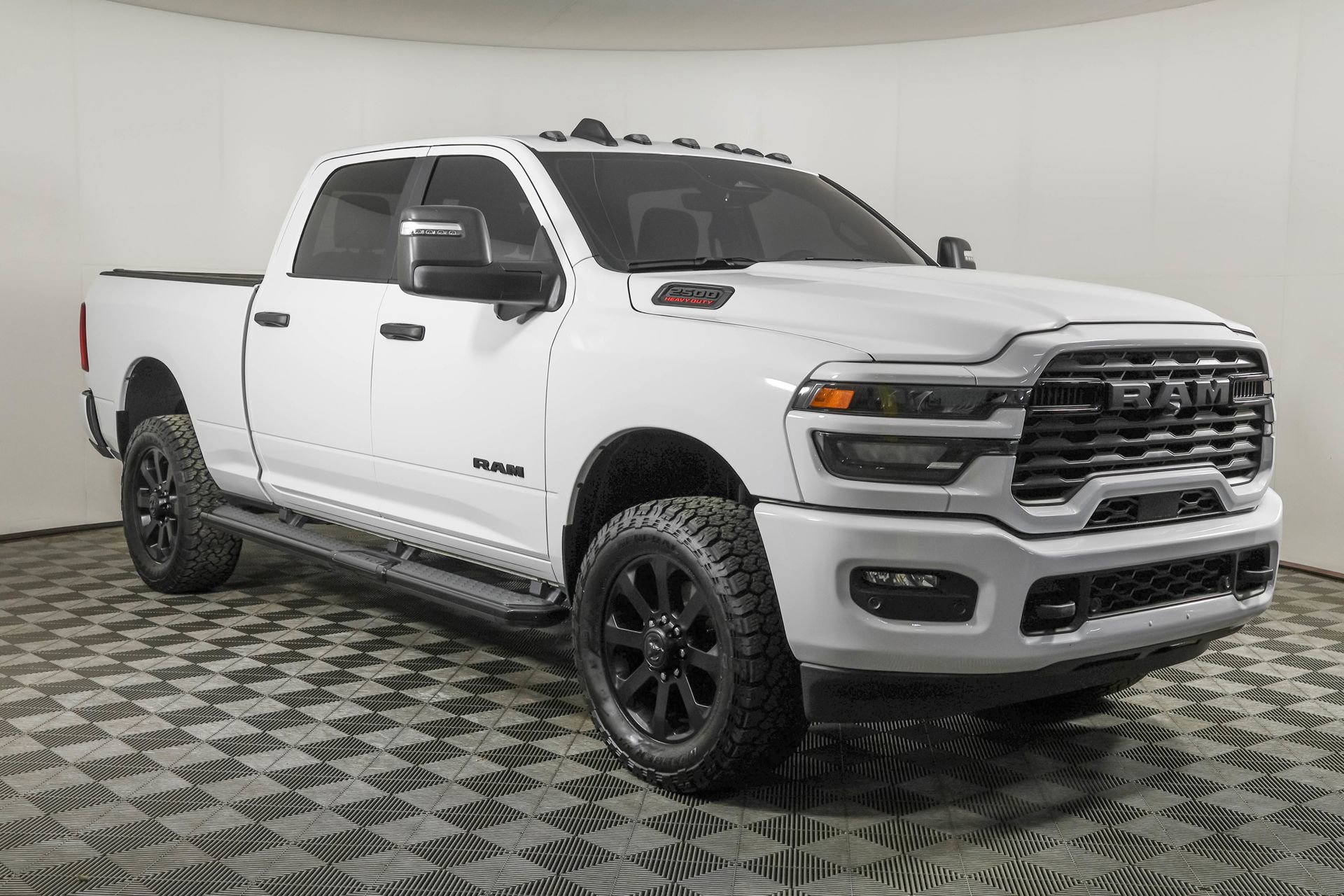 Used 2025 RAM 2500 Big Horn AWD/4WD image 10