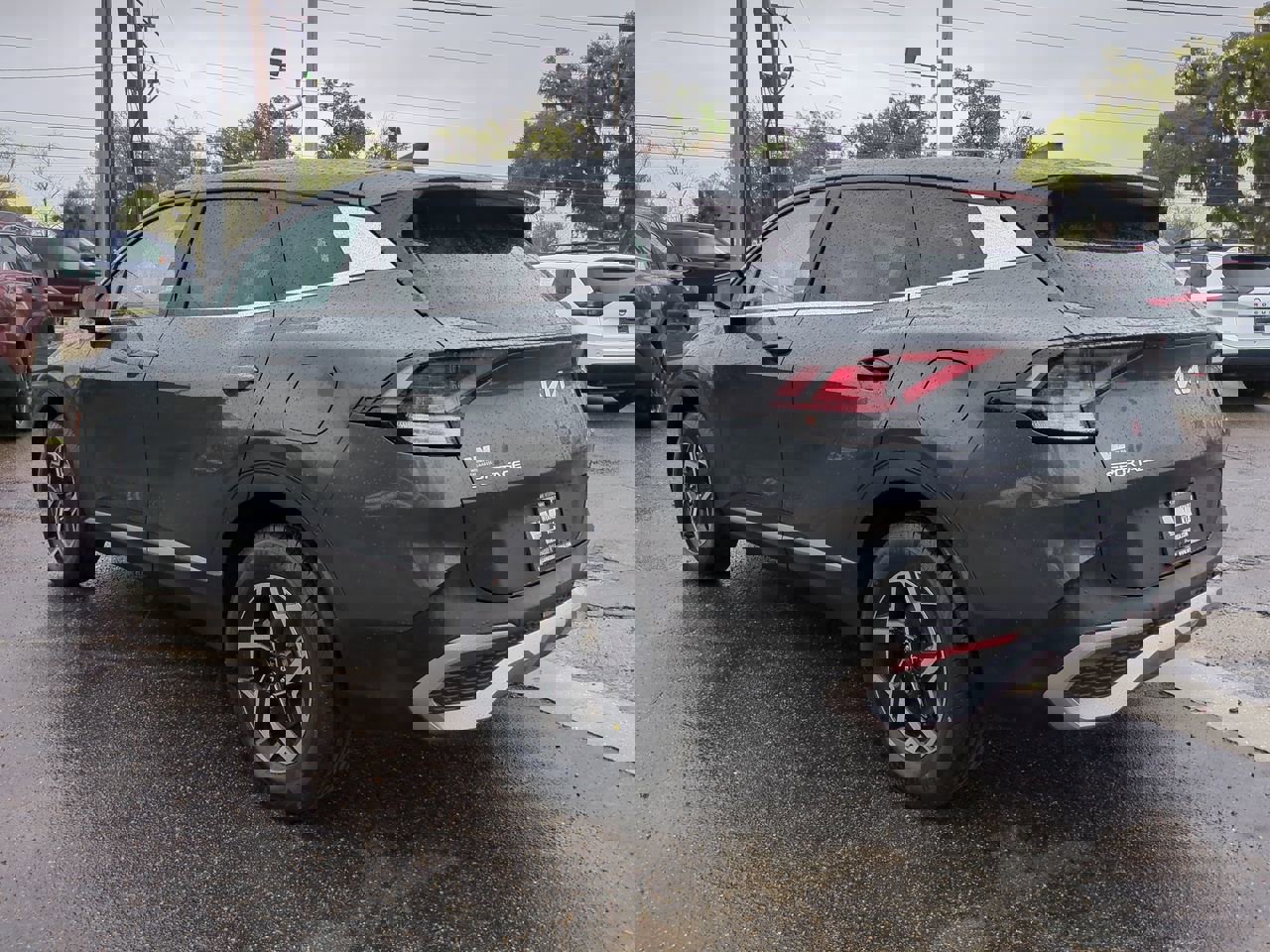 Certified 2023 Kia Sportage LX AWD/4WD image 7