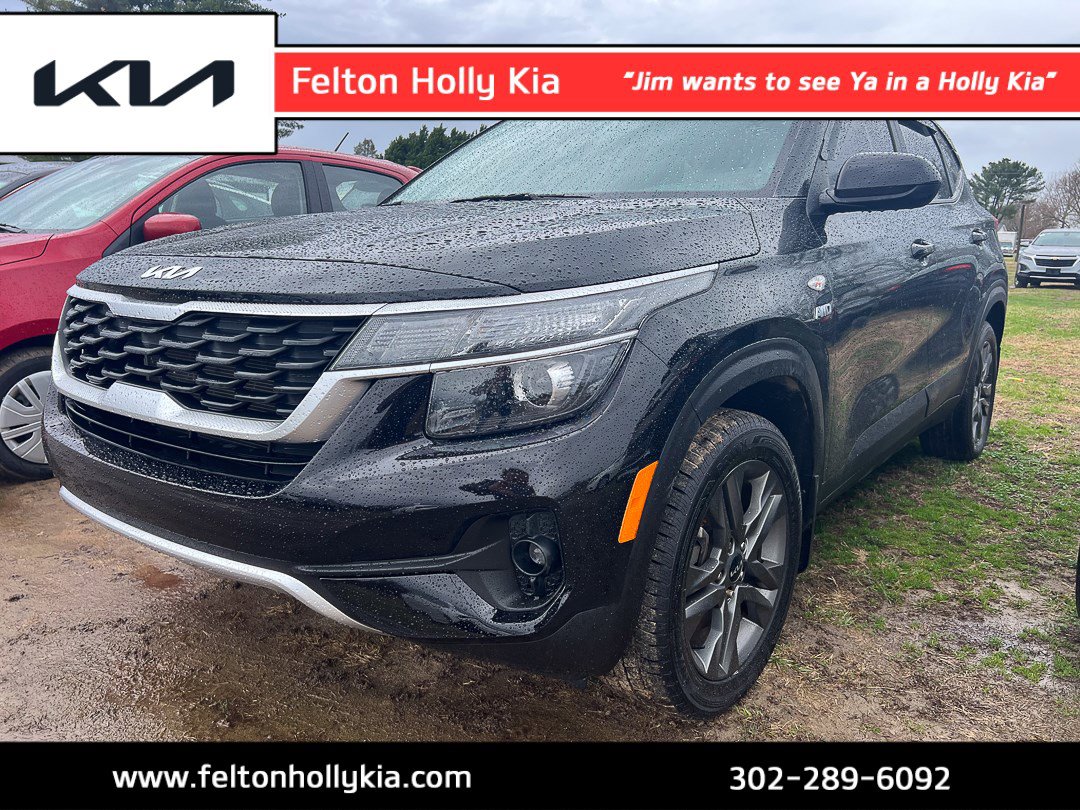 Used 2023 Kia Seltos LX image 1