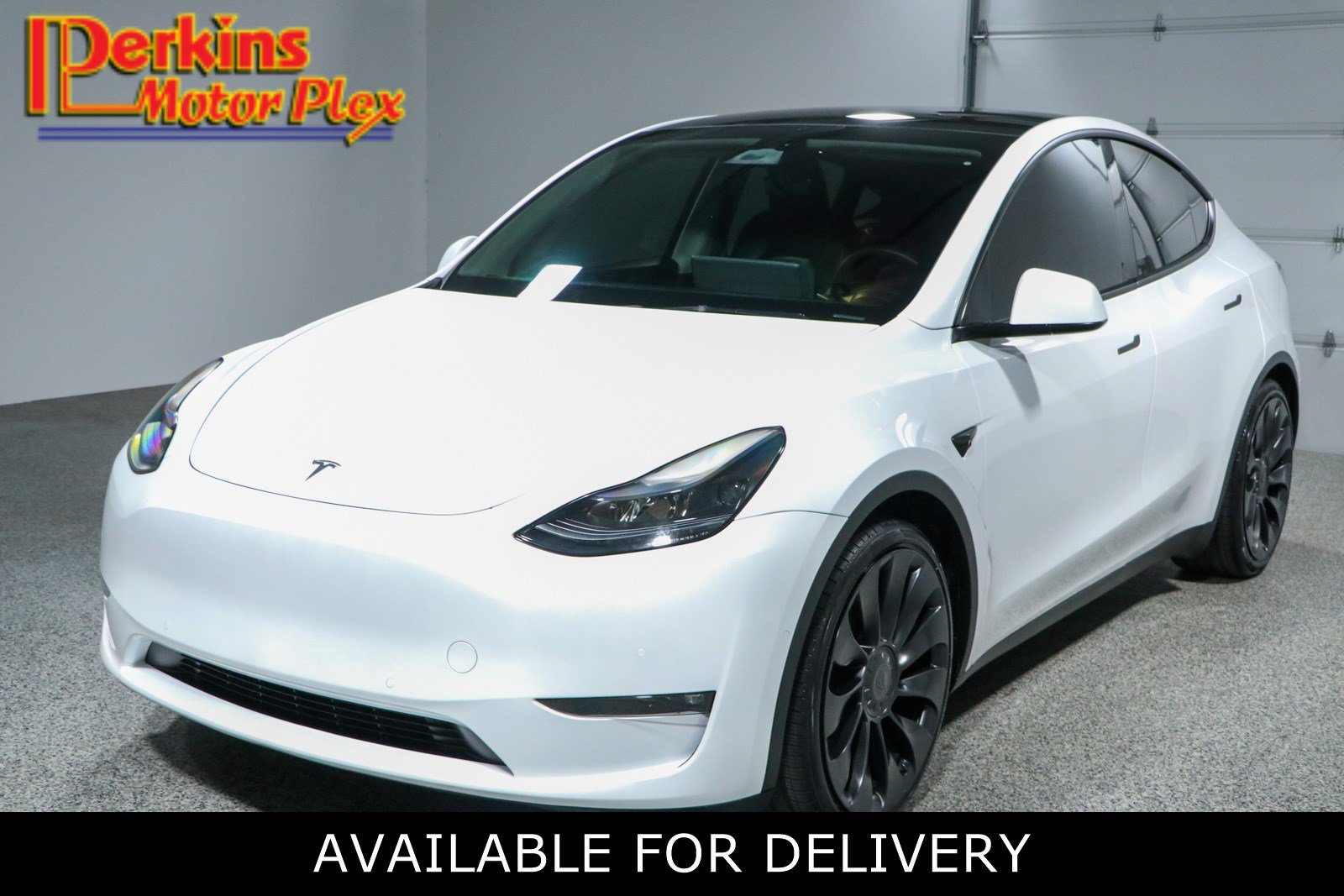 Used 2022 Tesla Model Y Performance AWD/4WD image 1