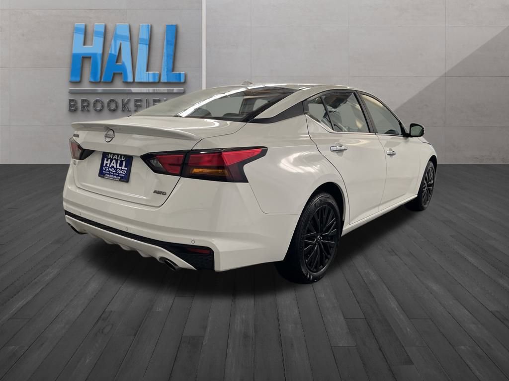 Used 2025 Nissan Altima 2.5 SV w/ SV Special Edition Package AWD/4WD image 5