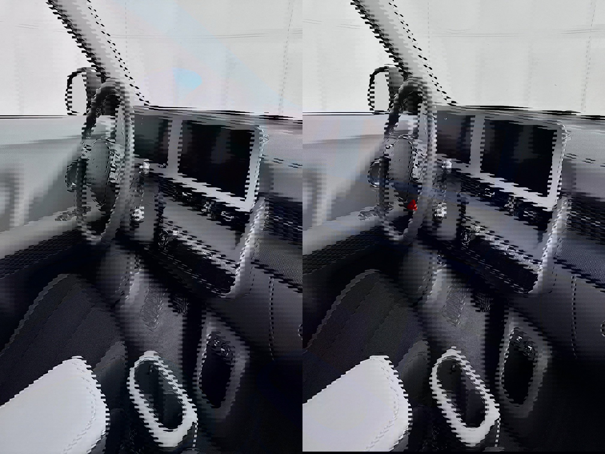 Used 2024 Hyundai Ioniq 5 SEL image 28