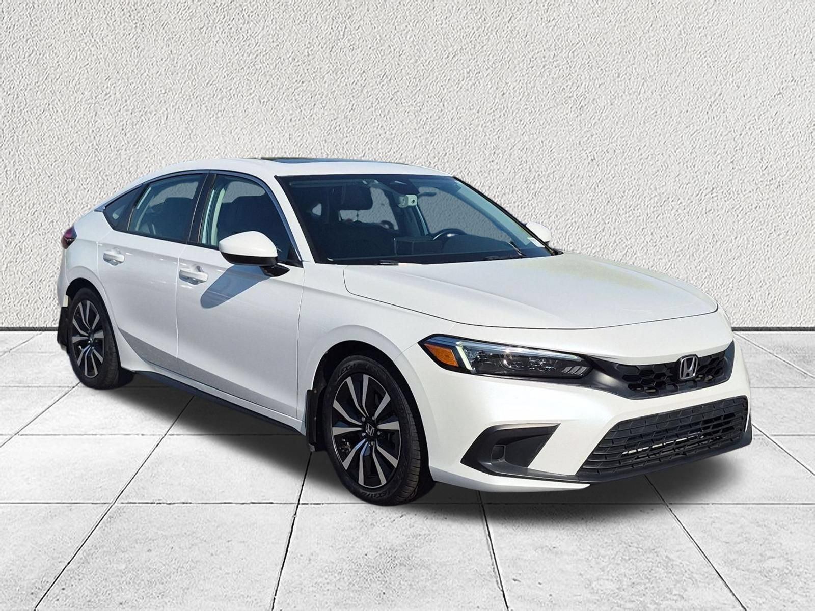 Used 2024 Honda Civic EX-L image 1