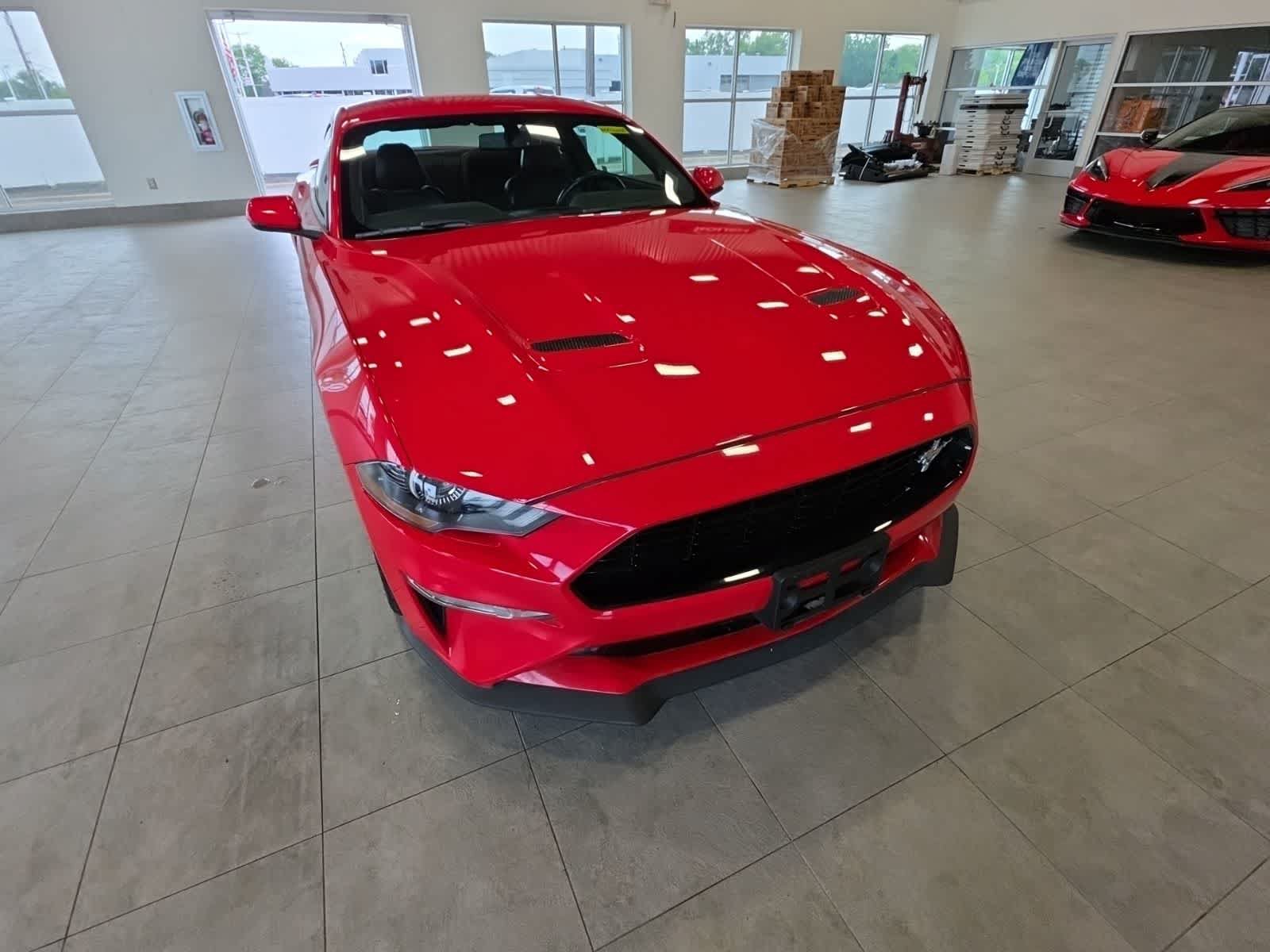 Used 2019 Ford Mustang GT Premium w/ California Special Package RWD image 4