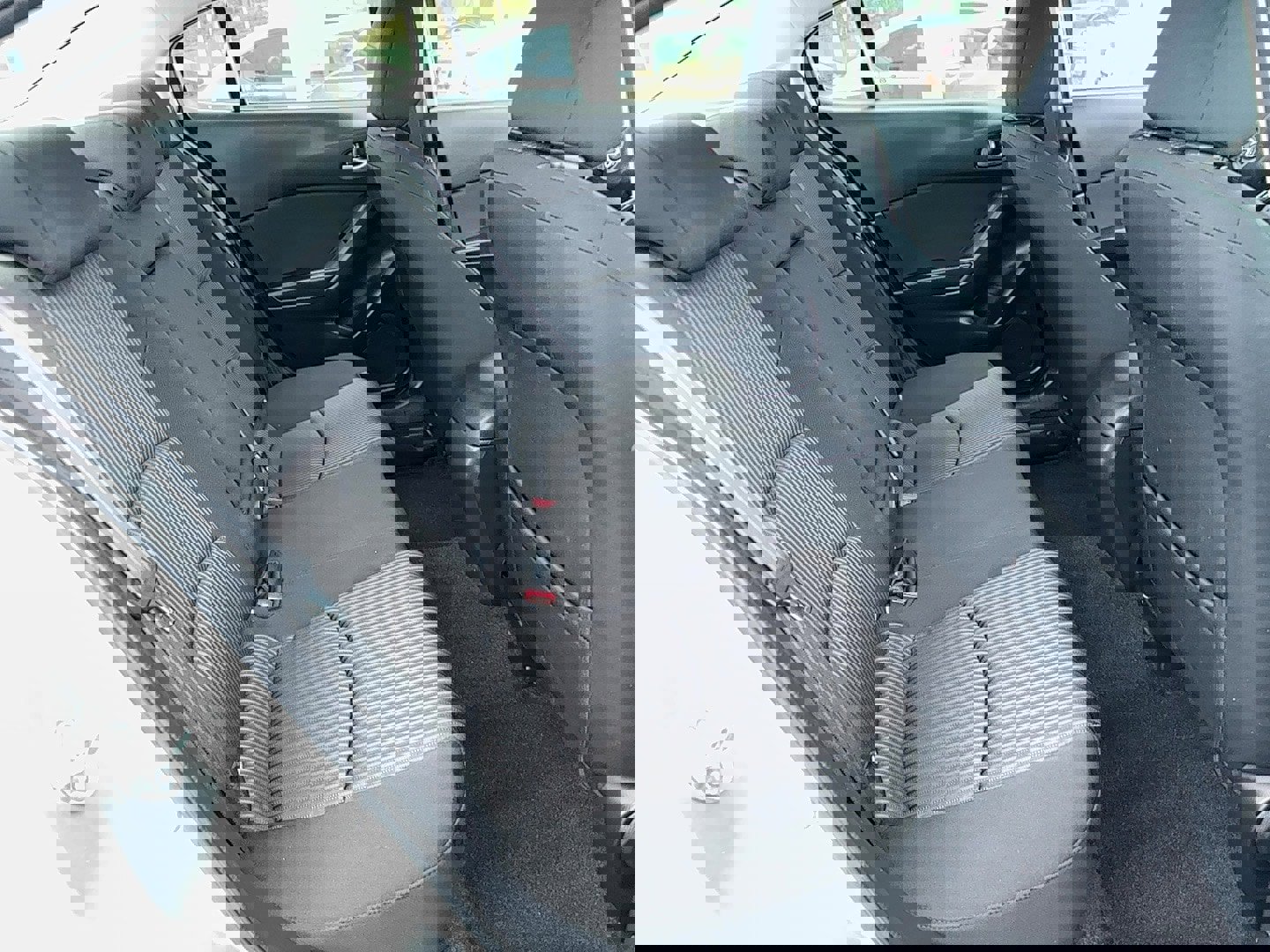 Used 2015 MAZDA MAZDA3 i Touring w/ Technology Package image 23