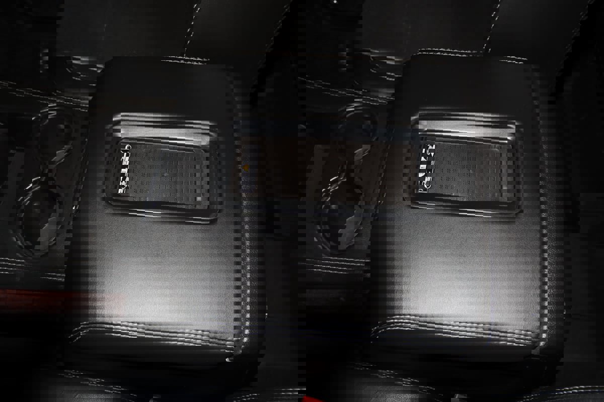 Used 2017 GMC Yukon SLT image 50