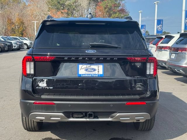 New 2026 Ford Explorer Active w/ Active Comfort Package video 4